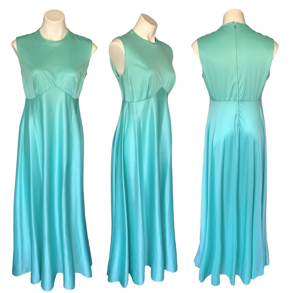 v i n t a g e :: Nylon Peignoir Set Full Sweep Gown Chiffon Cape Rhinestones - Picture 3 of 16